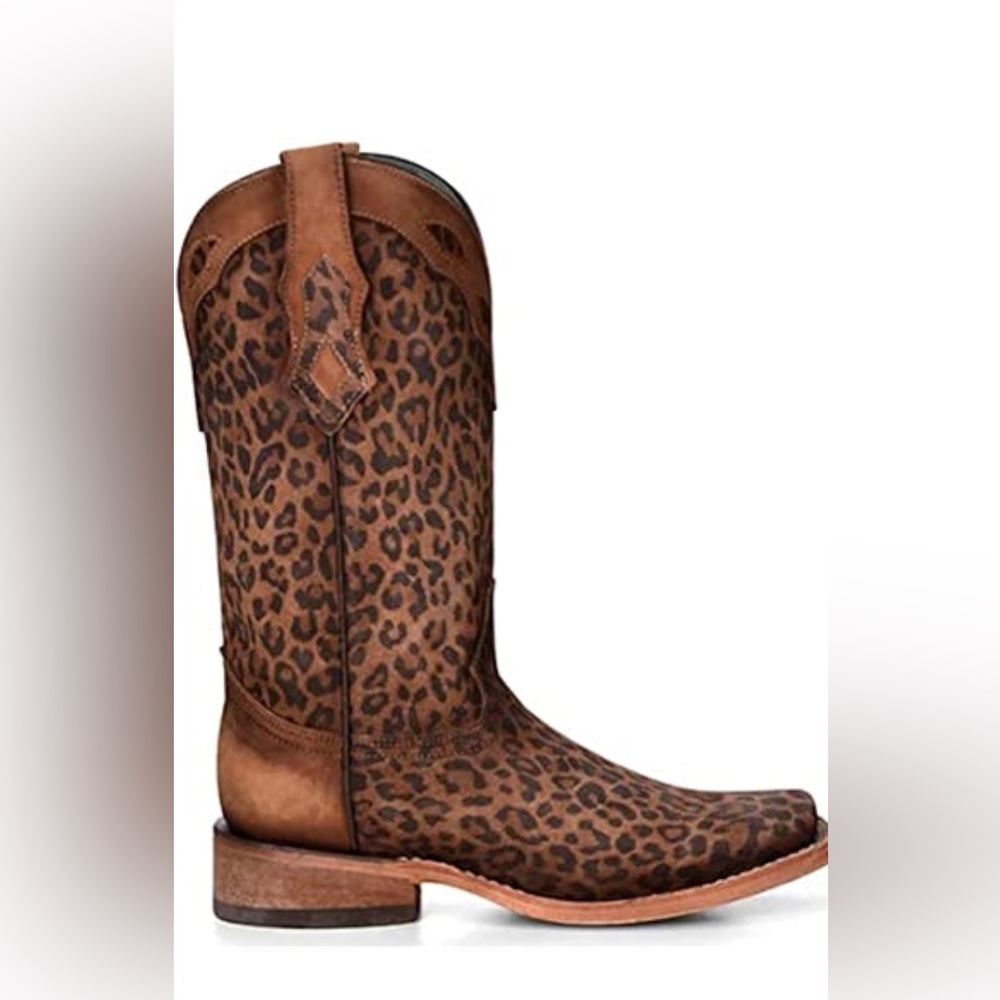 Leopard Cowboy Boots size 8 1/2